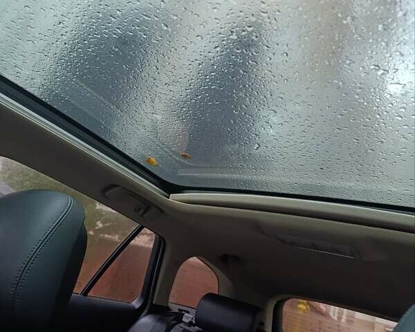 Серый Тойота Авенсис, объемом двигателя 2.23 л и пробегом 256 тыс. км за 11500 $, фото 5 на Automoto.ua