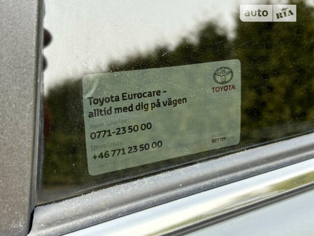 Сірий Тойота Авенсіс, об'ємом двигуна 2.23 л та пробігом 228 тис. км за 11000 $, фото 10 на Automoto.ua