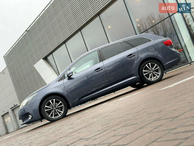 Серый Тойота Авенсис, объемом двигателя 2 л и пробегом 275 тыс. км за 11700 $, фото 20 на Automoto.ua