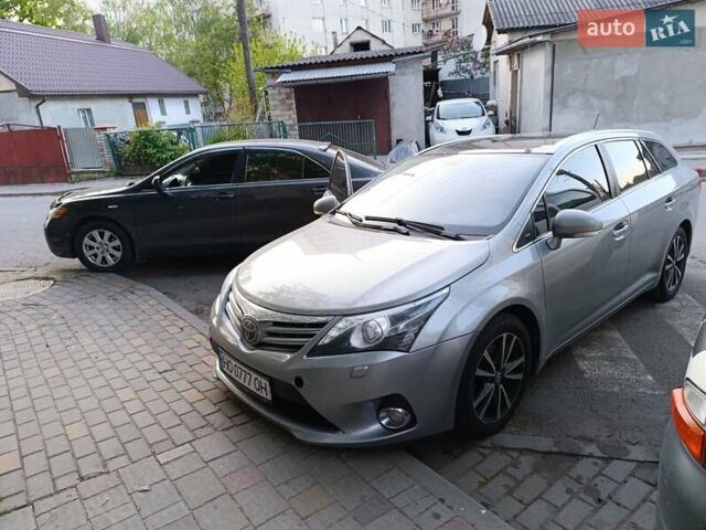 Сірий Тойота Авенсіс, об'ємом двигуна 2.23 л та пробігом 256 тис. км за 10800 $, фото 37 на Automoto.ua