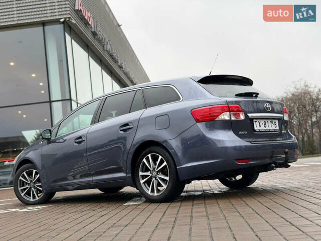 Серый Тойота Авенсис, объемом двигателя 2 л и пробегом 275 тыс. км за 11700 $, фото 15 на Automoto.ua
