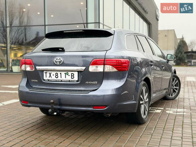 Серый Тойота Авенсис, объемом двигателя 2 л и пробегом 275 тыс. км за 11700 $, фото 17 на Automoto.ua
