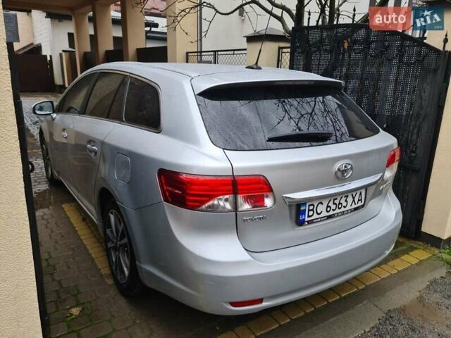 Сірий Тойота Авенсіс, об'ємом двигуна 2.2 л та пробігом 216 тис. км за 9900 $, фото 33 на Automoto.ua