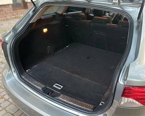 Серый Тойота Авенсис, объемом двигателя 2.2 л и пробегом 175 тыс. км за 12000 $, фото 15 на Automoto.ua