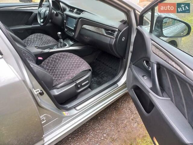 Сірий Тойота Авенсіс, об'ємом двигуна 2 л та пробігом 313 тис. км за 13200 $, фото 18 на Automoto.ua