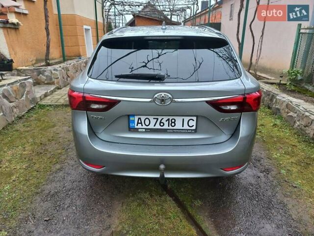 Сірий Тойота Авенсіс, об'ємом двигуна 2 л та пробігом 313 тис. км за 13200 $, фото 9 на Automoto.ua