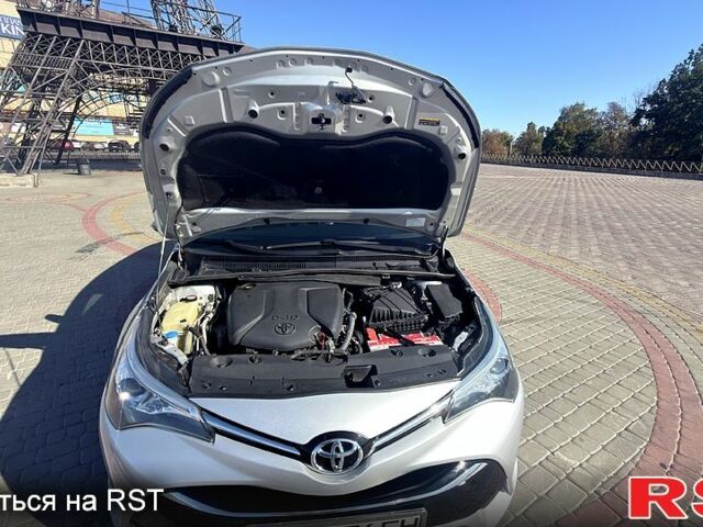 Серый Тойота Авенсис, объемом двигателя 2 л и пробегом 273 тыс. км за 13200 $, фото 6 на Automoto.ua