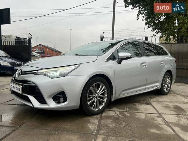 Серый Тойота Авенсис, объемом двигателя 2 л и пробегом 274 тыс. км за 13490 $, фото 2 на Automoto.ua