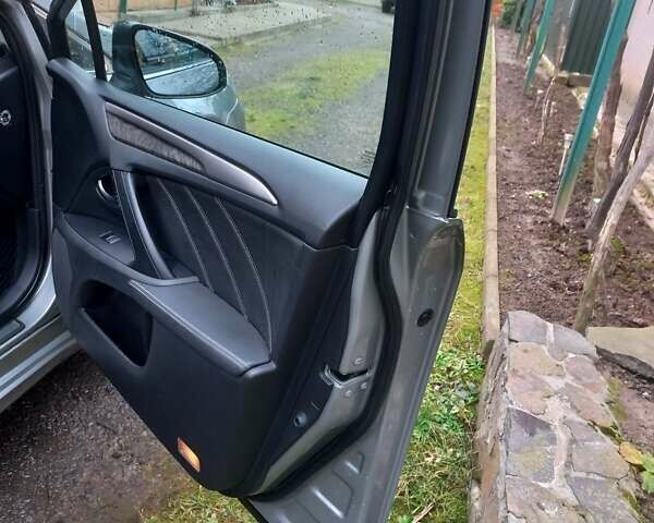 Сірий Тойота Авенсіс, об'ємом двигуна 2 л та пробігом 313 тис. км за 13200 $, фото 19 на Automoto.ua