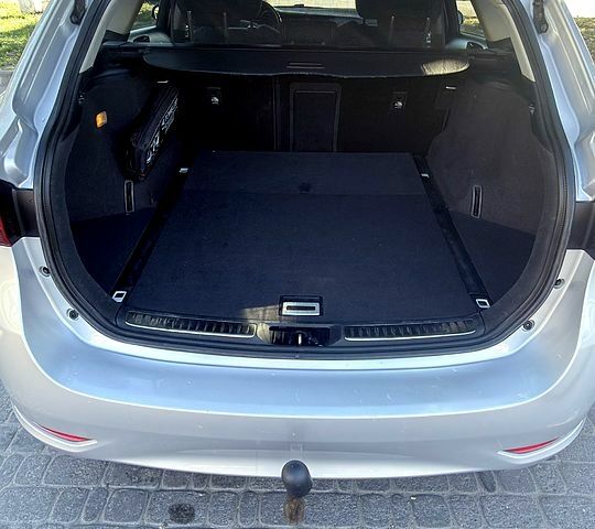 Серый Тойота Авенсис, объемом двигателя 2 л и пробегом 273 тыс. км за 13200 $, фото 7 на Automoto.ua