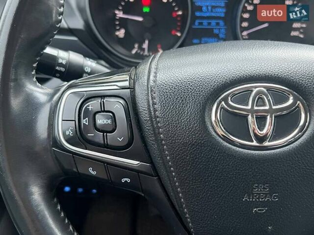 Серый Тойота Авенсис, объемом двигателя 2 л и пробегом 274 тыс. км за 12990 $, фото 16 на Automoto.ua