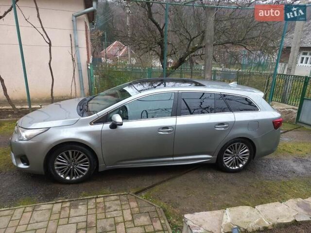 Сірий Тойота Авенсіс, об'ємом двигуна 2 л та пробігом 313 тис. км за 13200 $, фото 2 на Automoto.ua