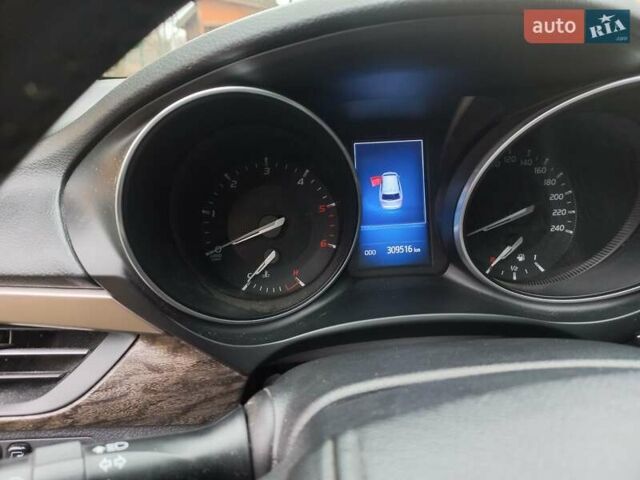 Сірий Тойота Авенсіс, об'ємом двигуна 2 л та пробігом 313 тис. км за 13200 $, фото 24 на Automoto.ua