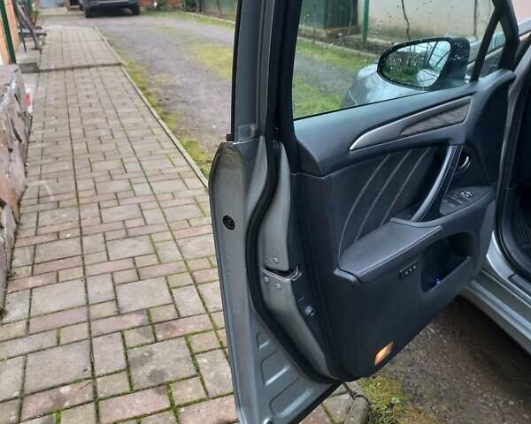 Сірий Тойота Авенсіс, об'ємом двигуна 2 л та пробігом 313 тис. км за 13200 $, фото 23 на Automoto.ua