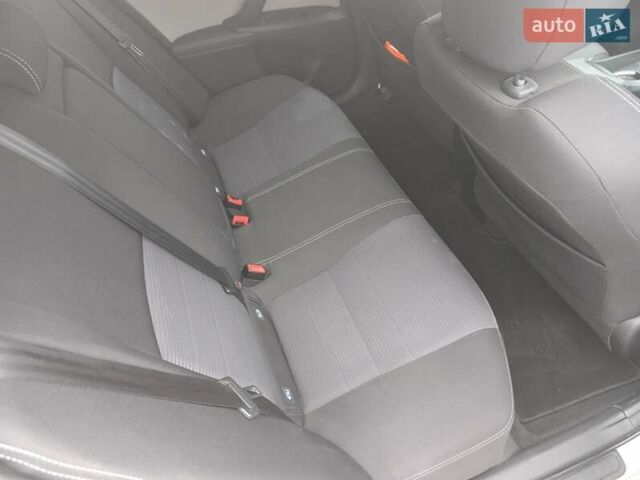 Серый Тойота Авенсис, объемом двигателя 2 л и пробегом 241 тыс. км за 13950 $, фото 32 на Automoto.ua