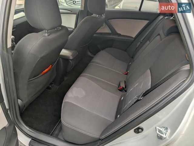 Серый Тойота Авенсис, объемом двигателя 2 л и пробегом 241 тыс. км за 13750 $, фото 33 на Automoto.ua