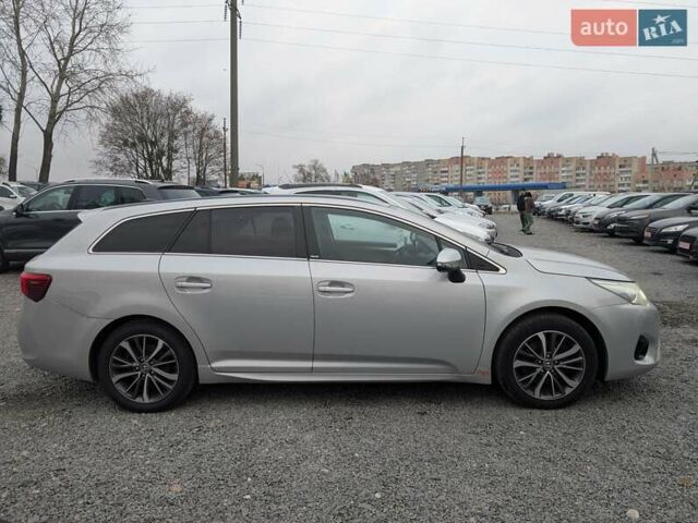 Серый Тойота Авенсис, объемом двигателя 2 л и пробегом 241 тыс. км за 13750 $, фото 9 на Automoto.ua
