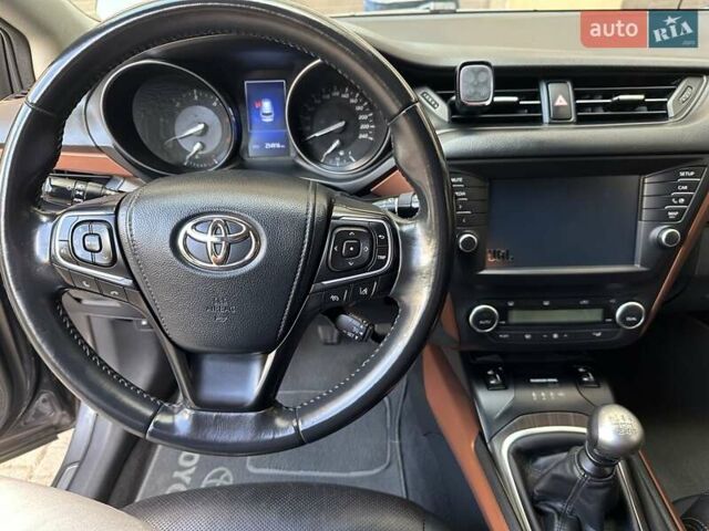 Сірий Тойота Авенсіс, об'ємом двигуна 2 л та пробігом 255 тис. км за 16300 $, фото 26 на Automoto.ua