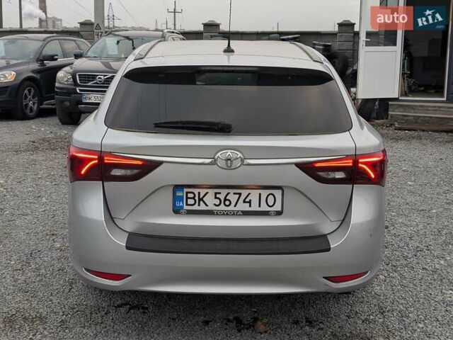 Серый Тойота Авенсис, объемом двигателя 2 л и пробегом 241 тыс. км за 13750 $, фото 14 на Automoto.ua