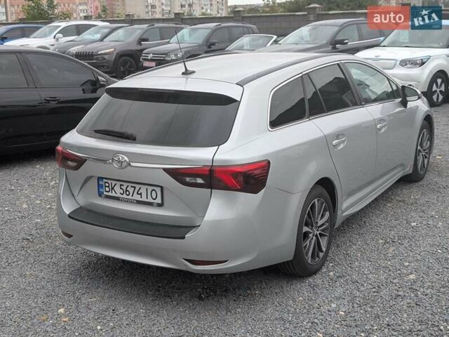 Серый Тойота Авенсис, объемом двигателя 2 л и пробегом 241 тыс. км за 13950 $, фото 10 на Automoto.ua