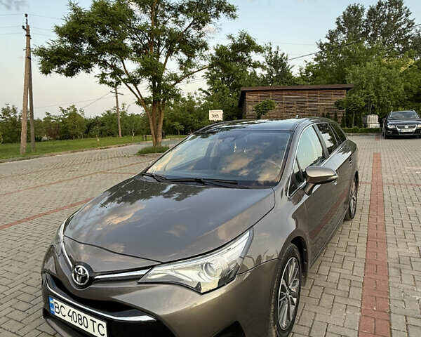 Серый Тойота Авенсис, объемом двигателя 2 л и пробегом 178 тыс. км за 14400 $, фото 38 на Automoto.ua