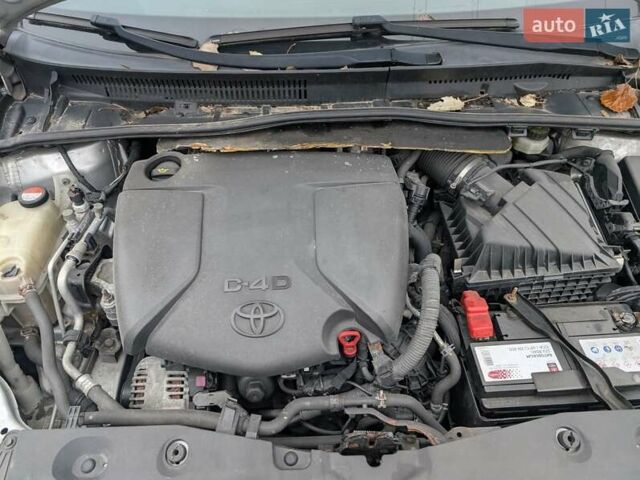 Серый Тойота Авенсис, объемом двигателя 2 л и пробегом 241 тыс. км за 13750 $, фото 54 на Automoto.ua