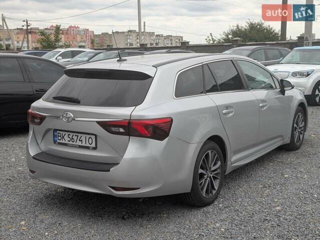 Серый Тойота Авенсис, объемом двигателя 2 л и пробегом 241 тыс. км за 13950 $, фото 11 на Automoto.ua