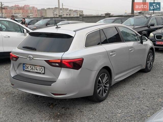 Серый Тойота Авенсис, объемом двигателя 2 л и пробегом 241 тыс. км за 13750 $, фото 12 на Automoto.ua