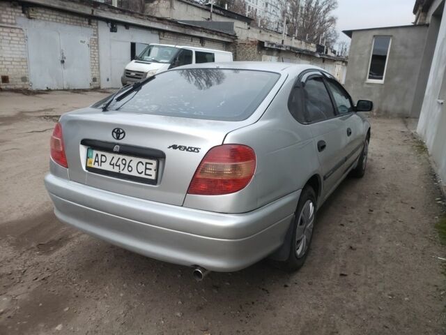 Серый Тойота Авенсис, объемом двигателя 2 л и пробегом 264 тыс. км за 2750 $, фото 2 на Automoto.ua