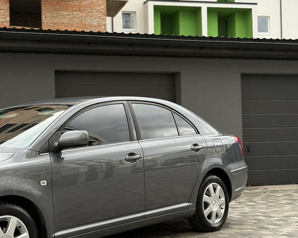 Сірий Тойота Авенсіс, об'ємом двигуна 1.79 л та пробігом 248 тис. км за 5650 $, фото 18 на Automoto.ua