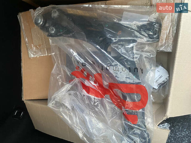 Сірий Тойота Авенсіс, об'ємом двигуна 1.79 л та пробігом 248 тис. км за 5650 $, фото 39 на Automoto.ua