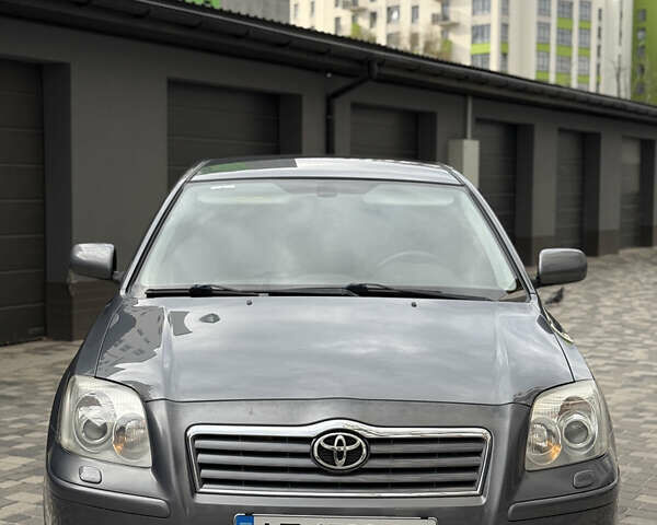 Сірий Тойота Авенсіс, об'ємом двигуна 1.79 л та пробігом 248 тис. км за 5650 $, фото 4 на Automoto.ua