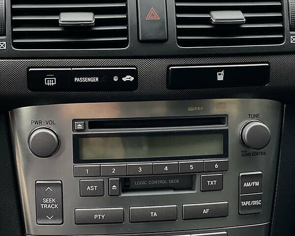 Сірий Тойота Авенсіс, об'ємом двигуна 1.79 л та пробігом 248 тис. км за 5650 $, фото 30 на Automoto.ua