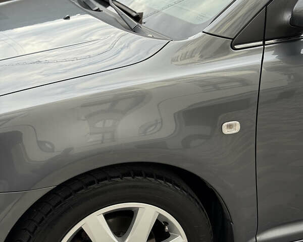 Сірий Тойота Авенсіс, об'ємом двигуна 1.79 л та пробігом 248 тис. км за 5650 $, фото 5 на Automoto.ua