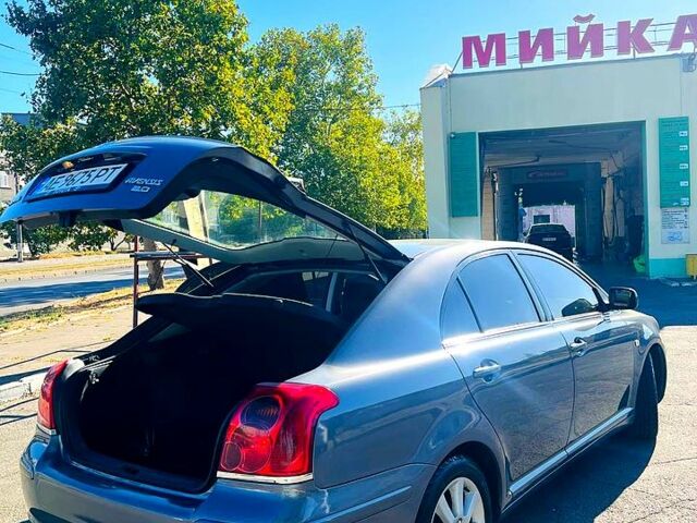 Серый Тойота Авенсис, объемом двигателя 2 л и пробегом 0 тыс. км за 6200 $, фото 7 на Automoto.ua