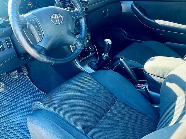 Серый Тойота Авенсис, объемом двигателя 2 л и пробегом 0 тыс. км за 6200 $, фото 6 на Automoto.ua