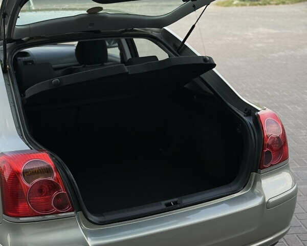 Серый Тойота Авенсис, объемом двигателя 2 л и пробегом 250 тыс. км за 5899 $, фото 27 на Automoto.ua
