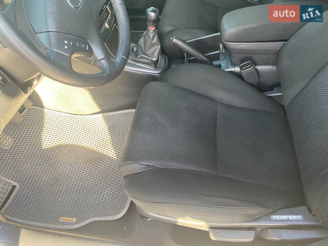 Сірий Тойота Авенсіс, об'ємом двигуна 2.2 л та пробігом 330 тис. км за 5600 $, фото 25 на Automoto.ua