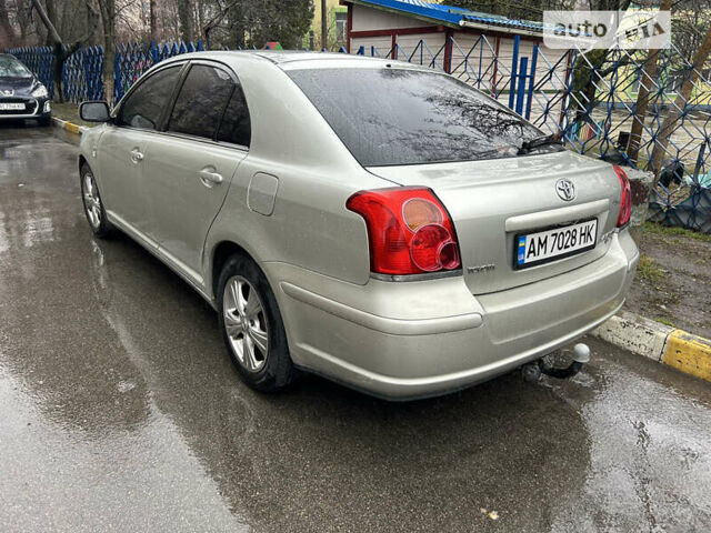 Серый Тойота Авенсис, объемом двигателя 2.23 л и пробегом 310 тыс. км за 4800 $, фото 3 на Automoto.ua