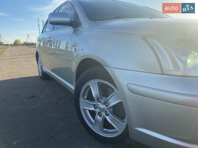 Сірий Тойота Авенсіс, об'ємом двигуна 2.2 л та пробігом 330 тис. км за 5600 $, фото 17 на Automoto.ua