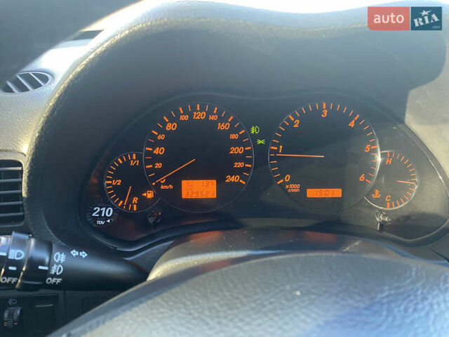 Сірий Тойота Авенсіс, об'ємом двигуна 2.2 л та пробігом 330 тис. км за 5600 $, фото 27 на Automoto.ua