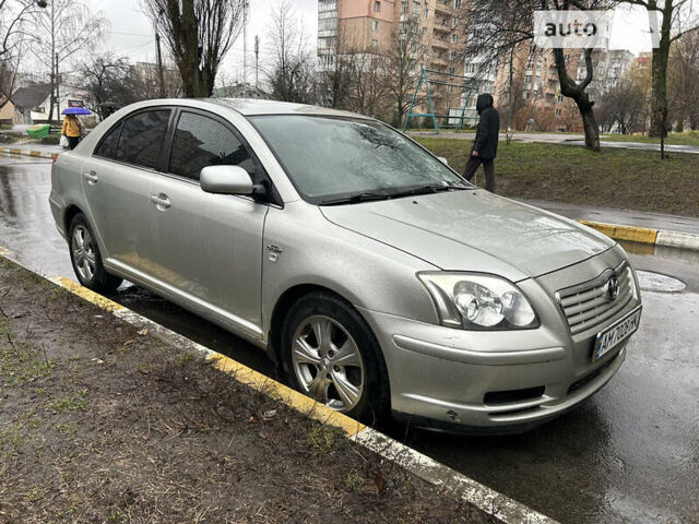 Серый Тойота Авенсис, объемом двигателя 2.23 л и пробегом 310 тыс. км за 4800 $, фото 1 на Automoto.ua