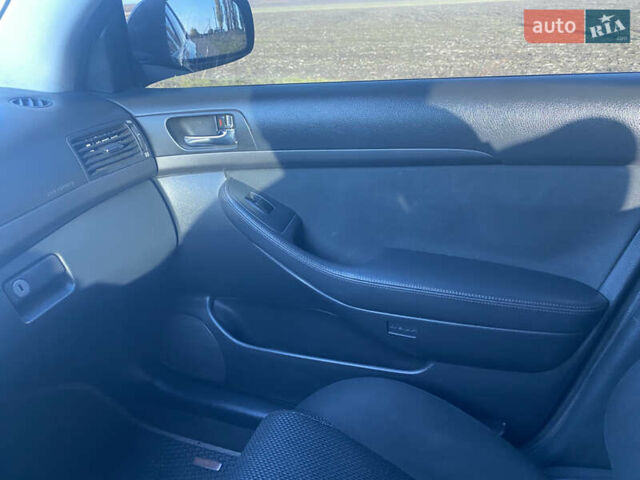 Сірий Тойота Авенсіс, об'ємом двигуна 2.2 л та пробігом 330 тис. км за 5600 $, фото 30 на Automoto.ua