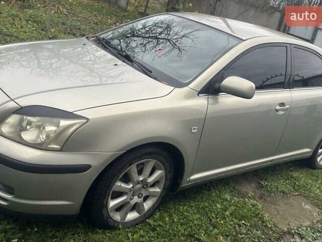 Серый Тойота Авенсис, объемом двигателя 2.23 л и пробегом 200 тыс. км за 6000 $, фото 4 на Automoto.ua