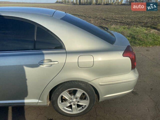 Сірий Тойота Авенсіс, об'ємом двигуна 2.2 л та пробігом 330 тис. км за 5600 $, фото 7 на Automoto.ua