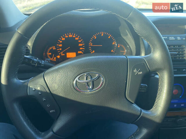 Сірий Тойота Авенсіс, об'ємом двигуна 2.2 л та пробігом 330 тис. км за 5600 $, фото 34 на Automoto.ua