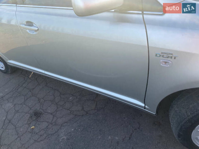 Сірий Тойота Авенсіс, об'ємом двигуна 2.2 л та пробігом 330 тис. км за 5600 $, фото 19 на Automoto.ua
