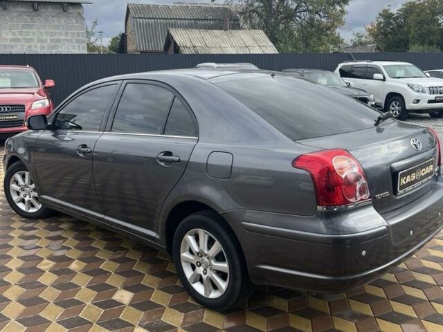 Серый Тойота Авенсис, объемом двигателя 2.2 л и пробегом 170 тыс. км за 6600 $, фото 5 на Automoto.ua