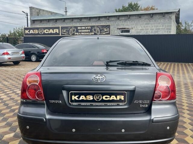Серый Тойота Авенсис, объемом двигателя 2.2 л и пробегом 170 тыс. км за 6600 $, фото 4 на Automoto.ua