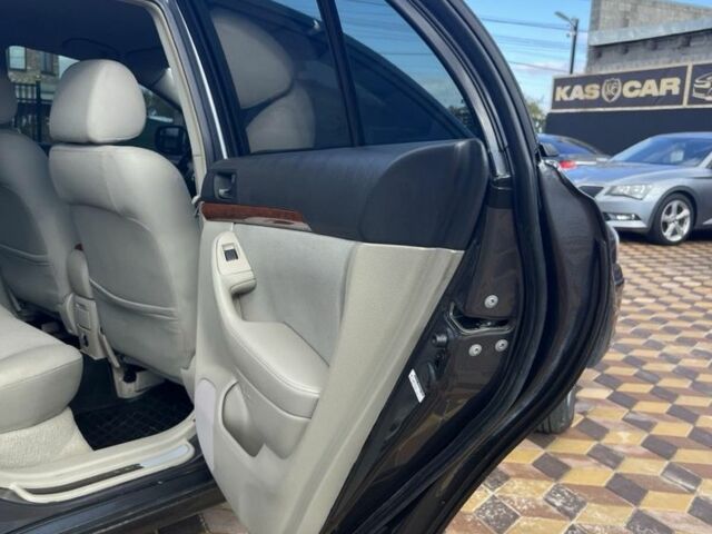 Серый Тойота Авенсис, объемом двигателя 2.2 л и пробегом 170 тыс. км за 6600 $, фото 11 на Automoto.ua